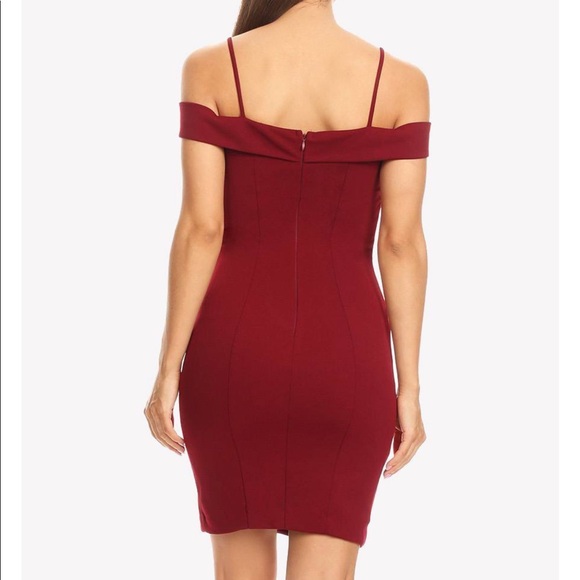 Off Shoulder Sweetheart Neckline Cocktail Dress - Picture 2 of 3